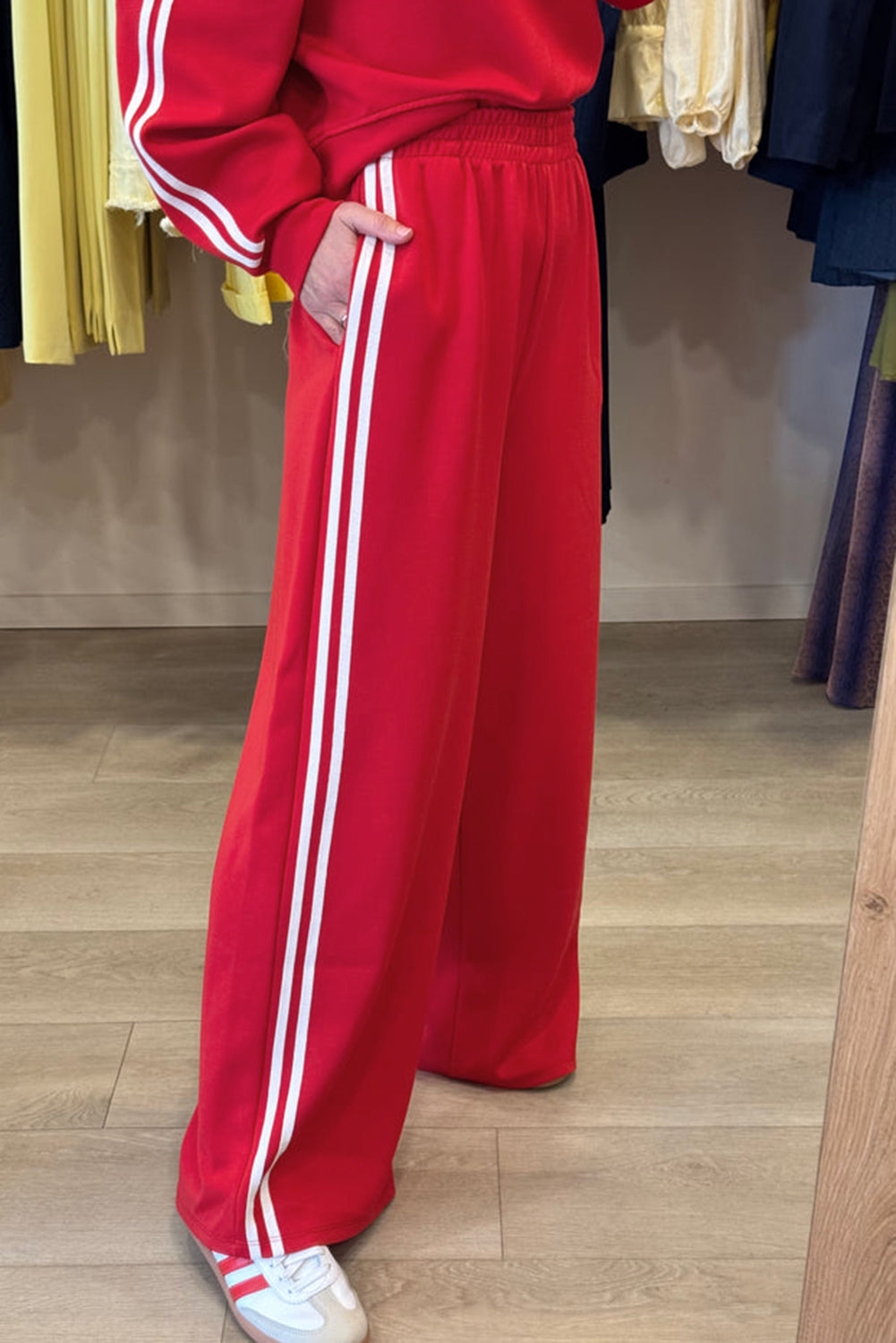 Varsity Stripe Crewneck Pullover and Sweatpants Set