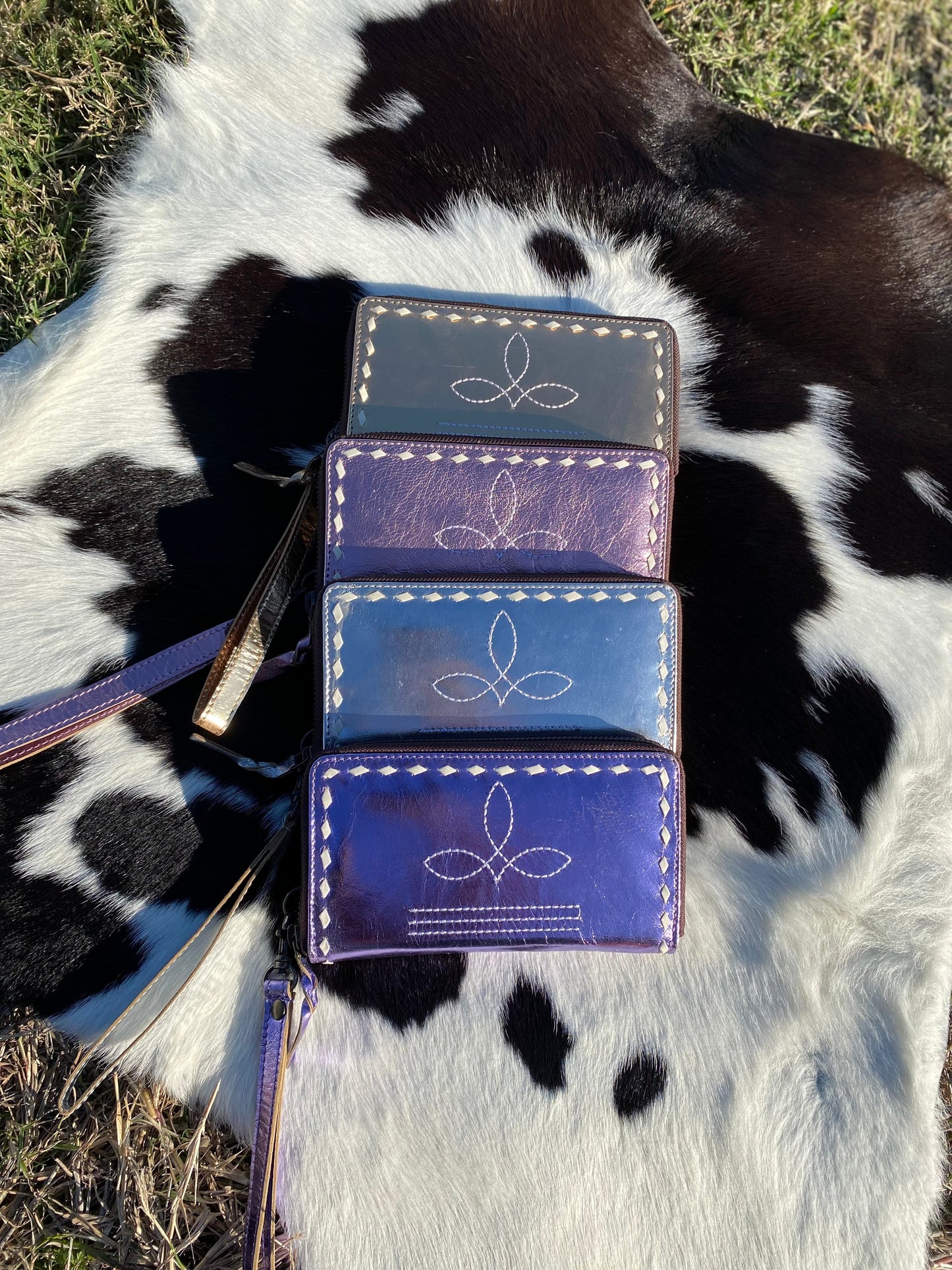 Lavender Foil Leather Boot-Stitch Women’s Wallet