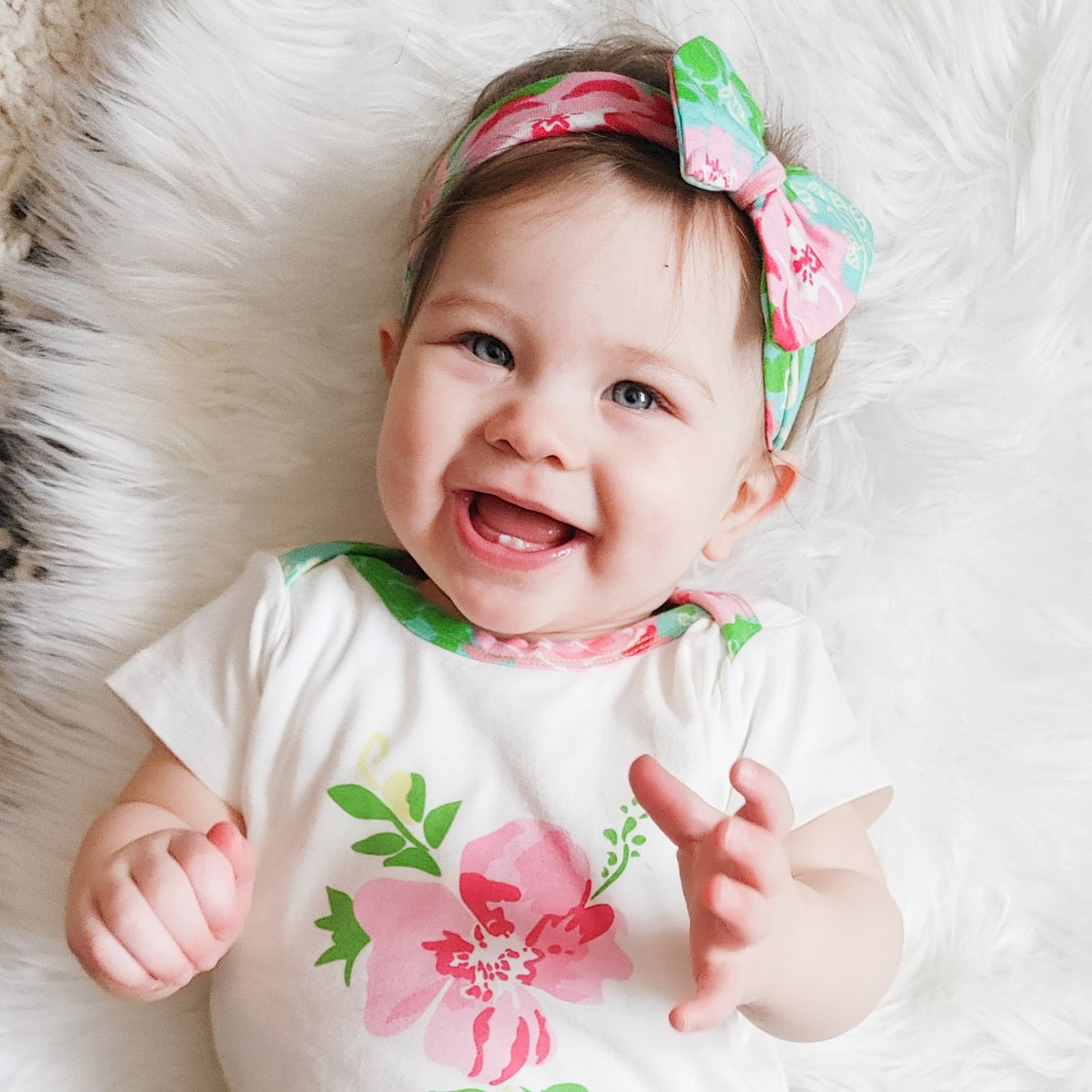AnnLoren Baby Girls Layette Floral Onesie Pants Headband 3pc Gift Set Clothing