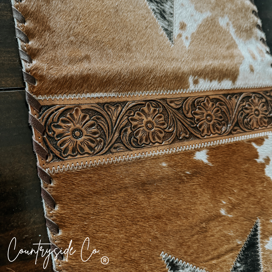 Couture Canyon Star Table Runner