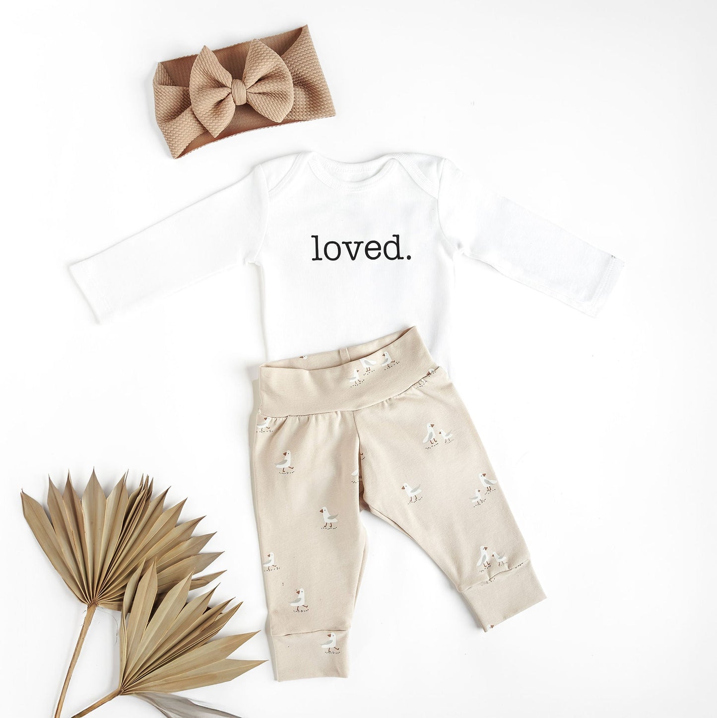 Seagulls on Tan Baby & Toddler Cotton Knit Leggings