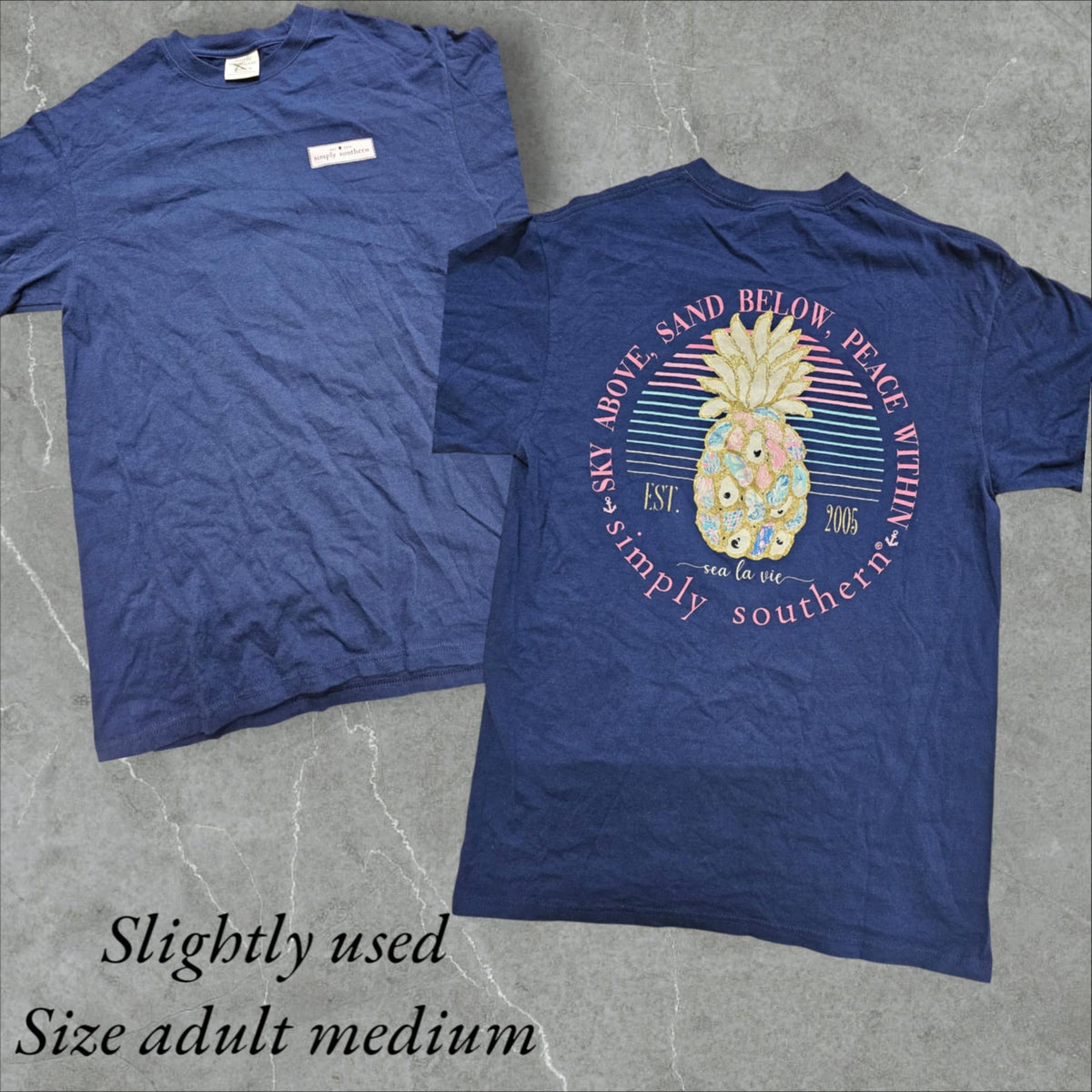 Simply Southern Short Sleeve Shirt - Slightly Used - Adult Size Medium (M16)
