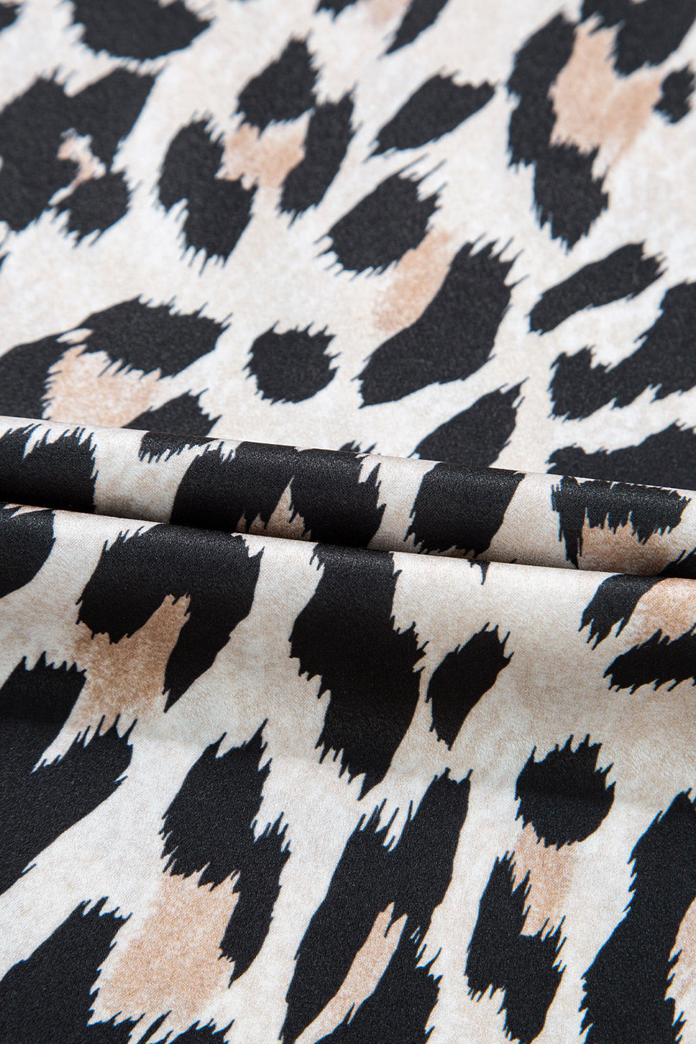 Leopard 3/4 Sleeve Buttoned Shirt