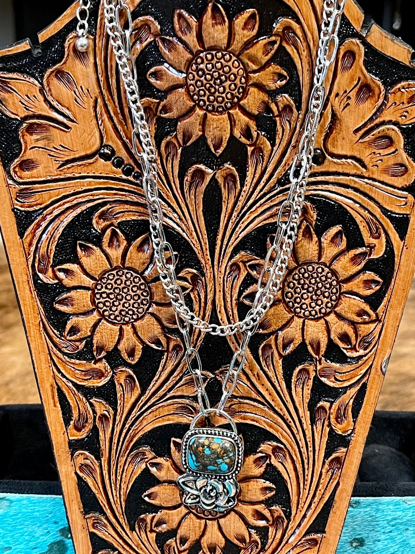Turquoise Stone Flower Layer Necklace