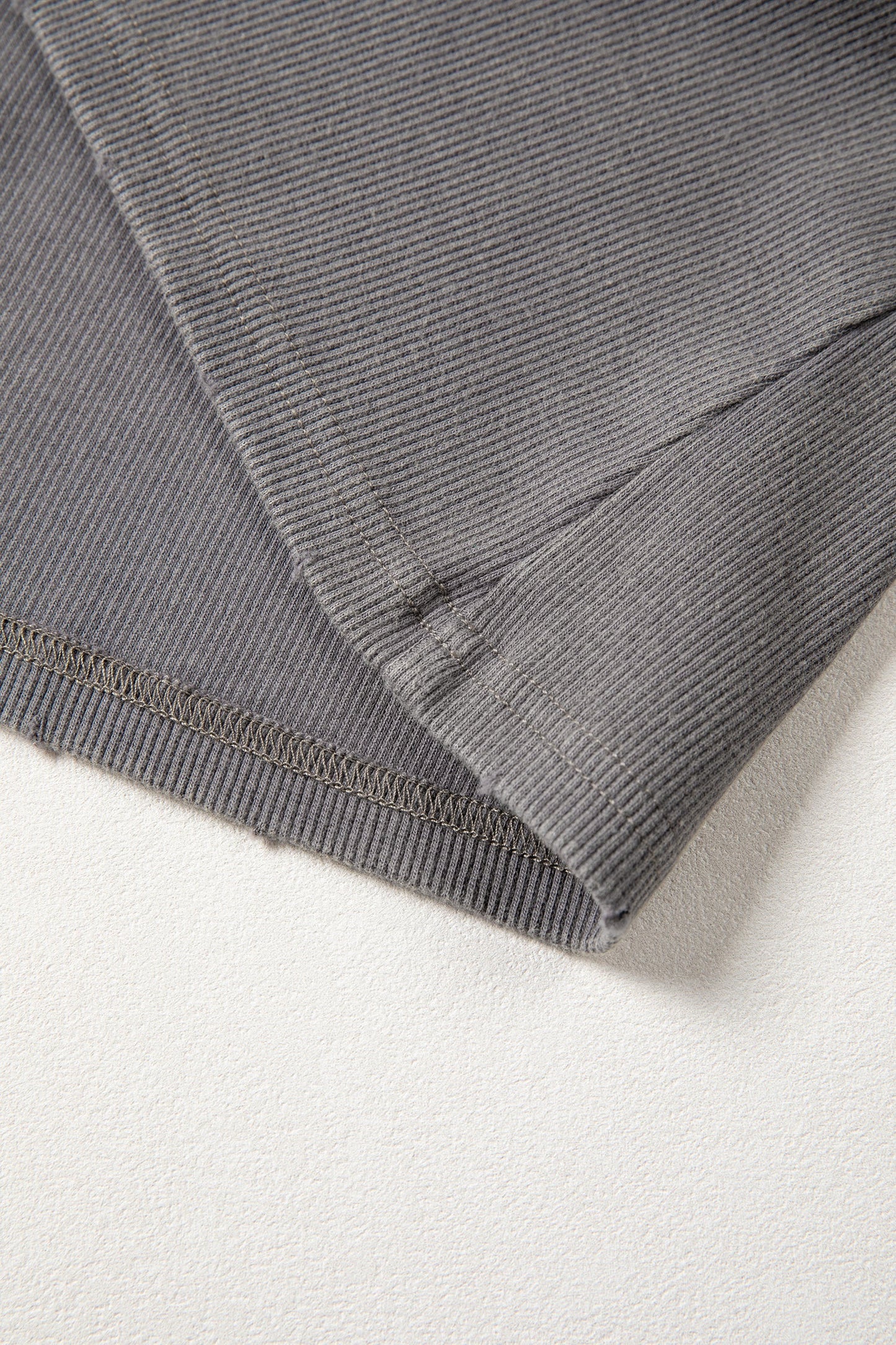 Solid Distressed Ribbed Mineral Wash Tank