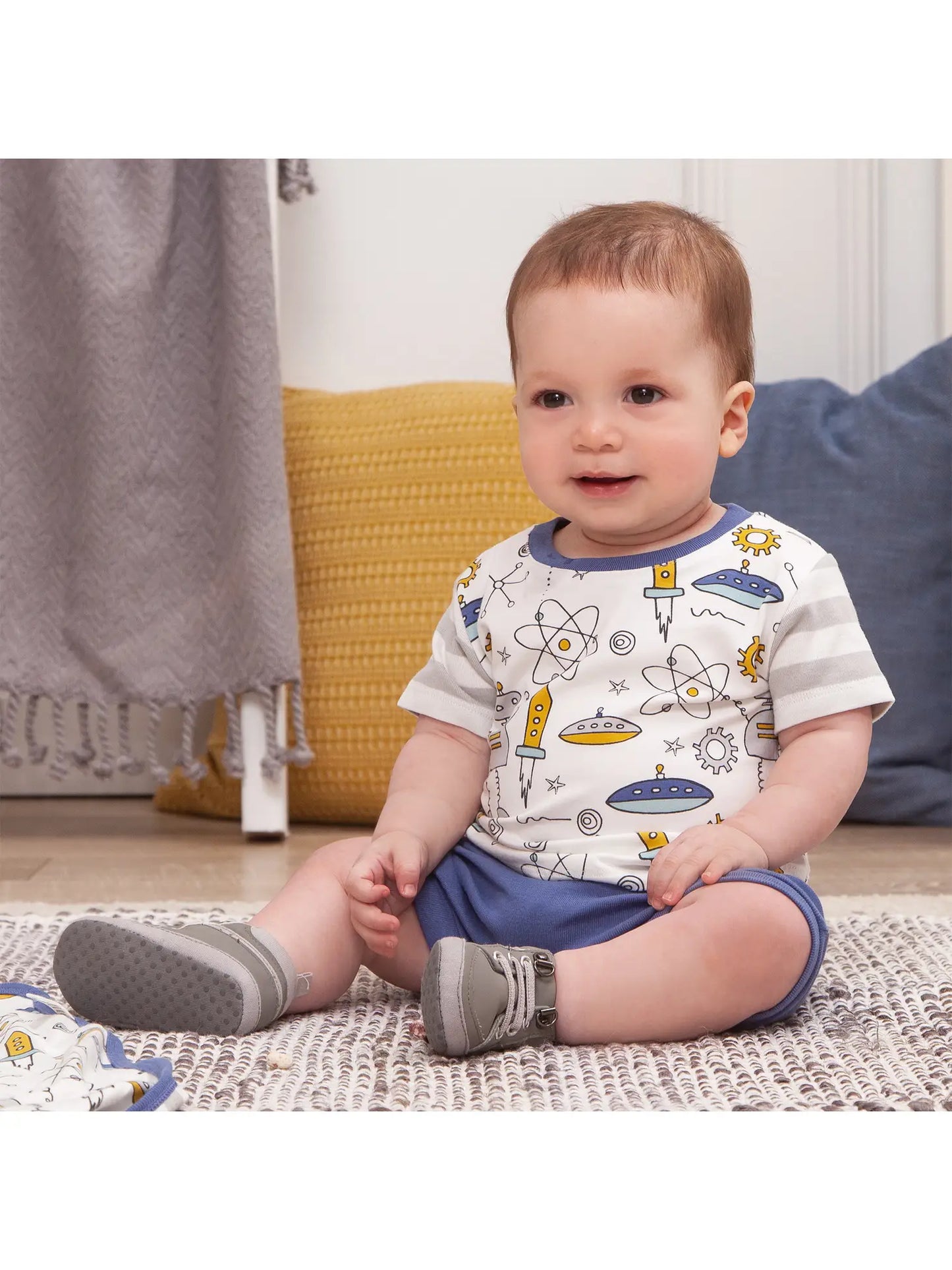 FINAL SALE - Baby Boy's Galaxy Quest Bamboo Set