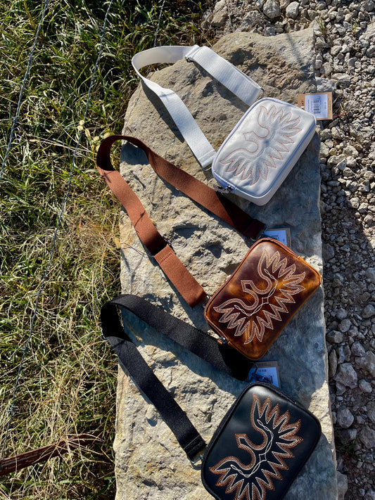 ARIAT CASANOVA SLING BAG