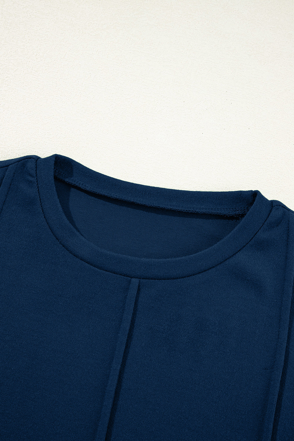 Solid Exposed Seam Crew Neck Long Sleeve Top
