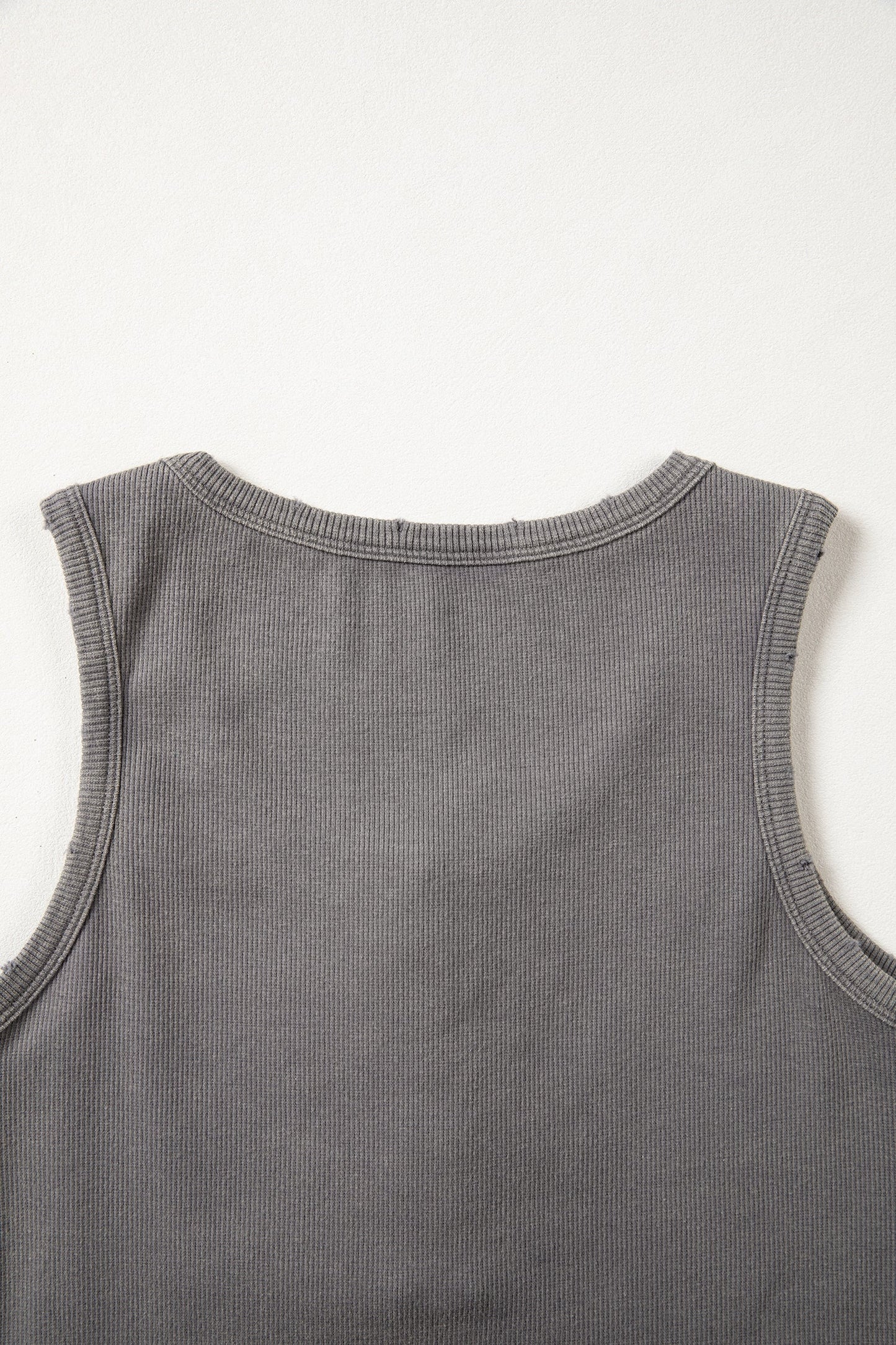 Solid Distressed Ribbed Mineral Wash Tank