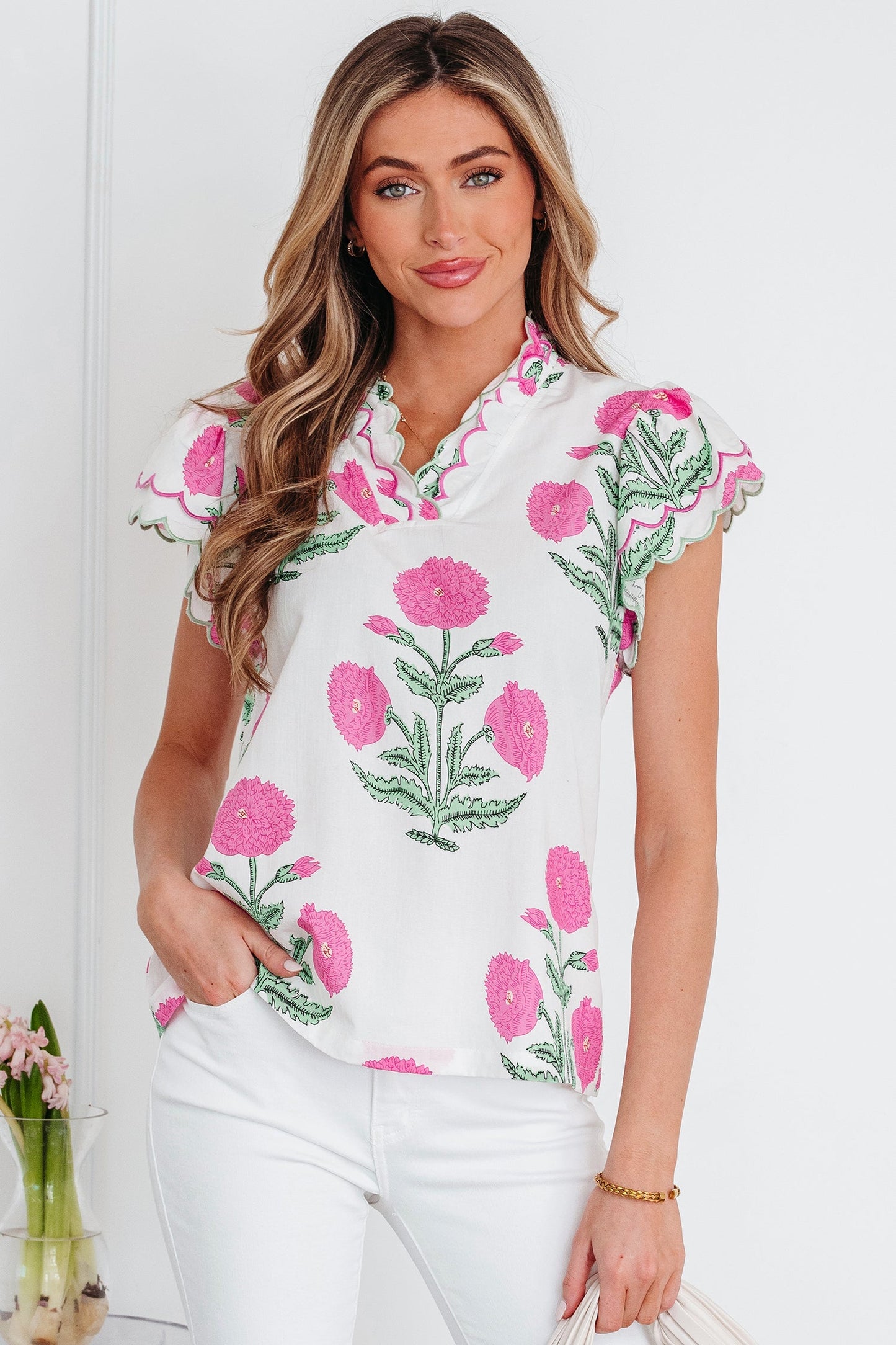 Flower Scallop Contrast Trim Short Sleeve Blouse
