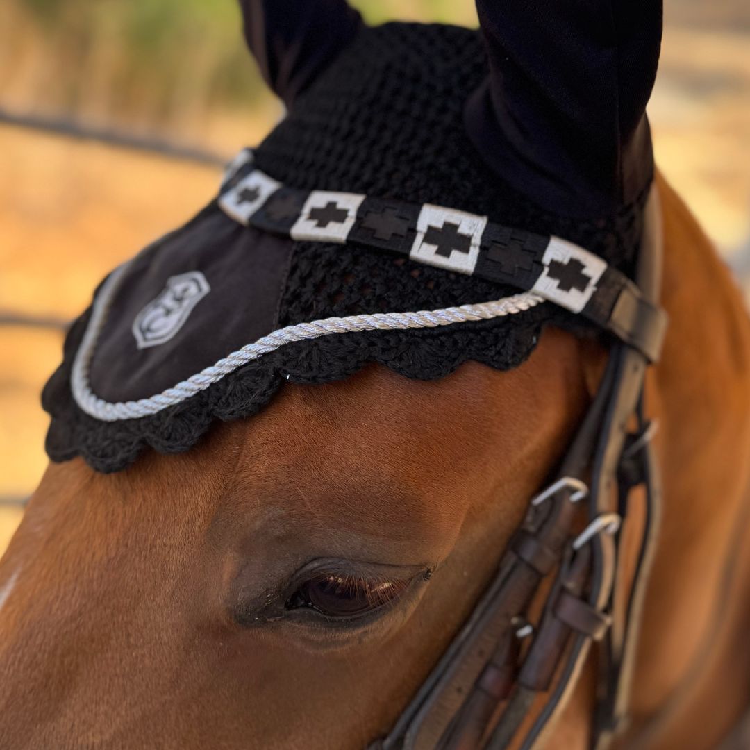B&W - Black Fly Hat