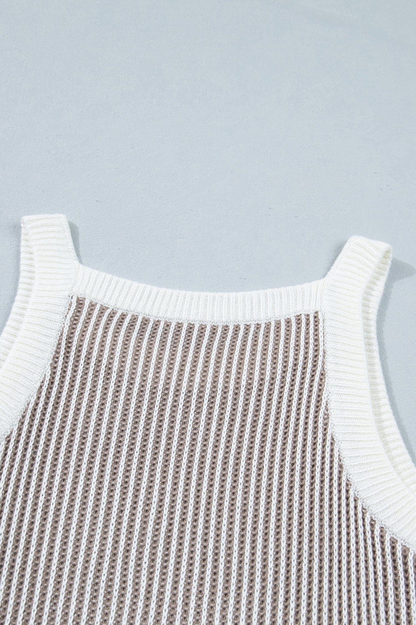 Ribbed Knit Contrast Trim Sweater Tank Top