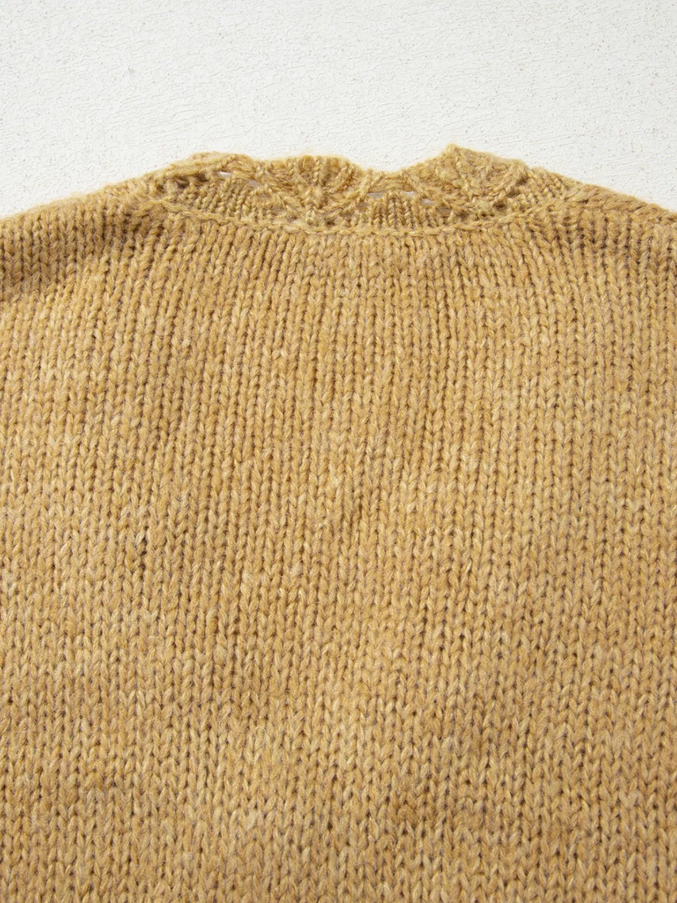 Women Women Lantern Sleeve Scallop V Neck Buttoned Front Cardigan Sweater