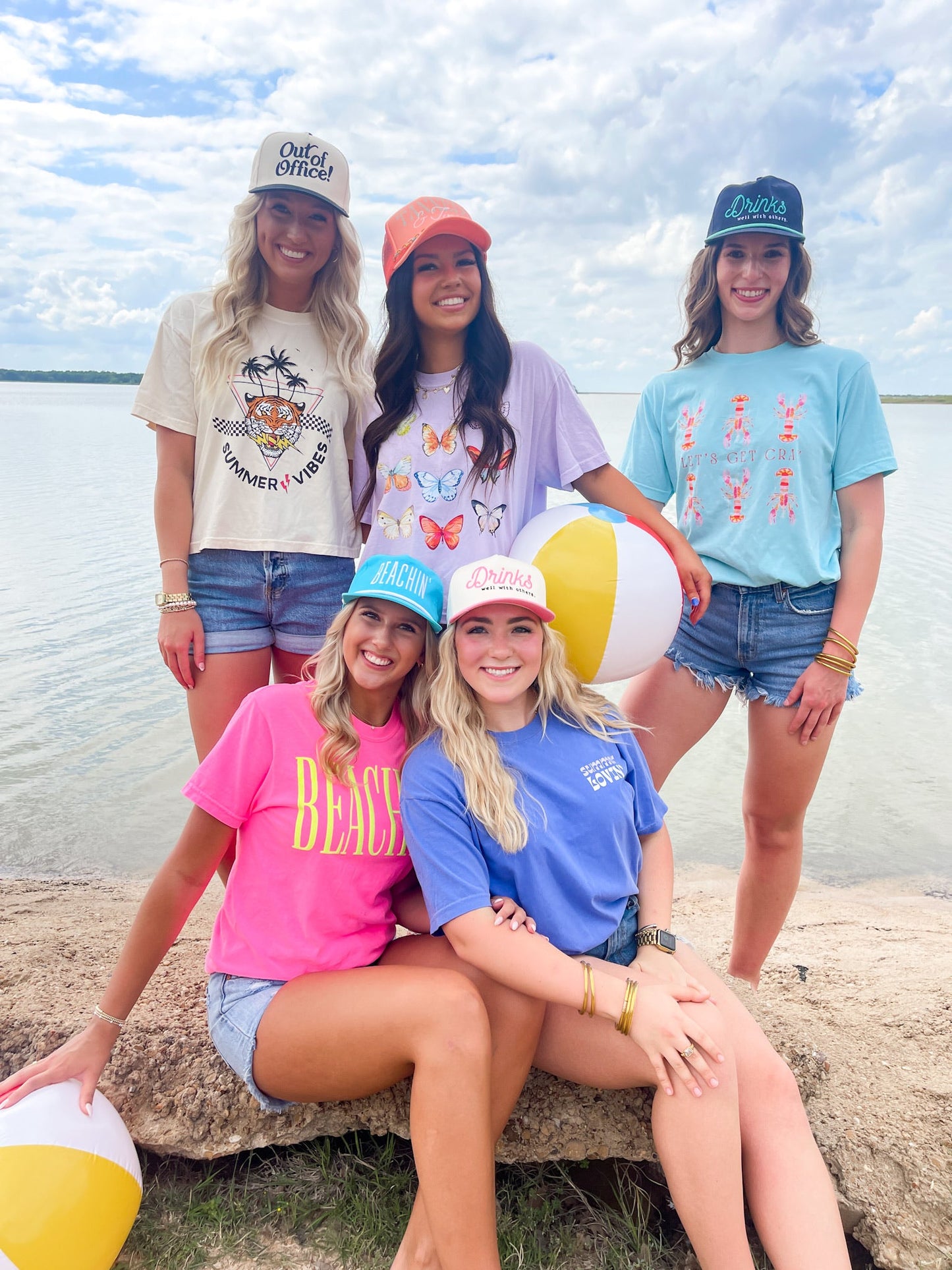 SUMMER LOVIN' TEE