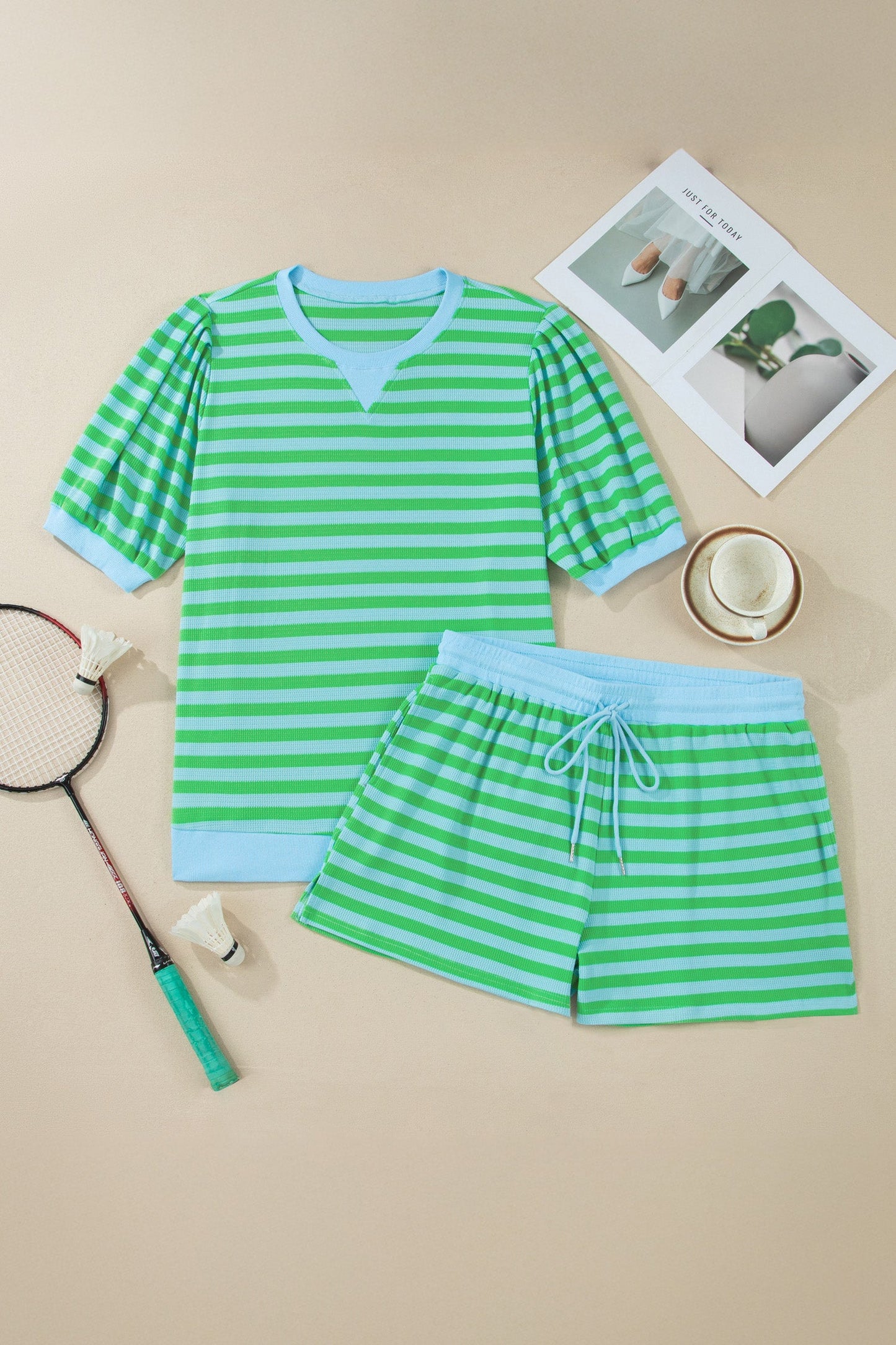 Plus Size Colorblock Stripe Top & Drawstring Shorts Set