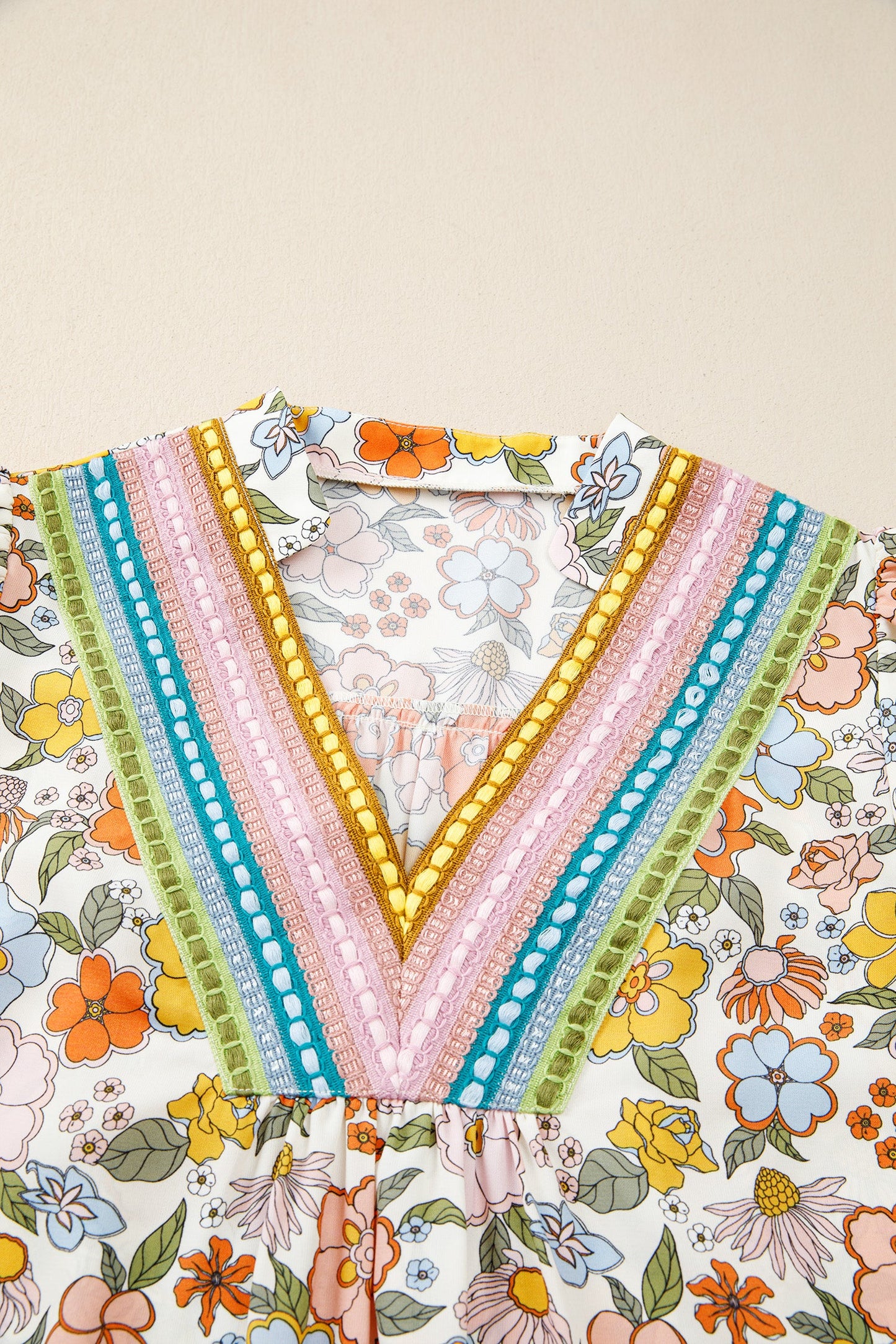 Boho Floral Crochet V-Neck Puff Sleeve Blouse