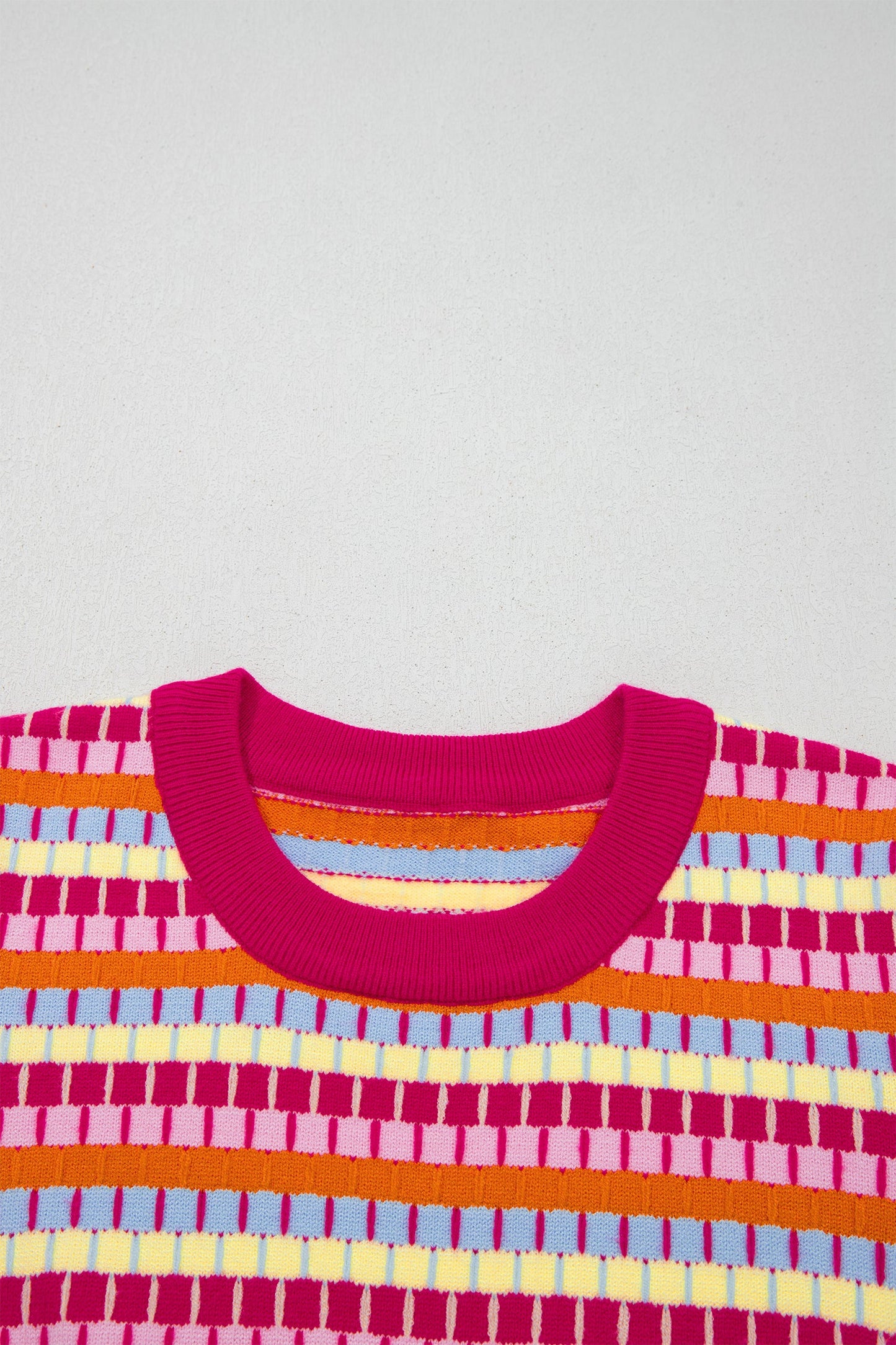 Abstract Stripe Short Sleeve Sweater Knit Top