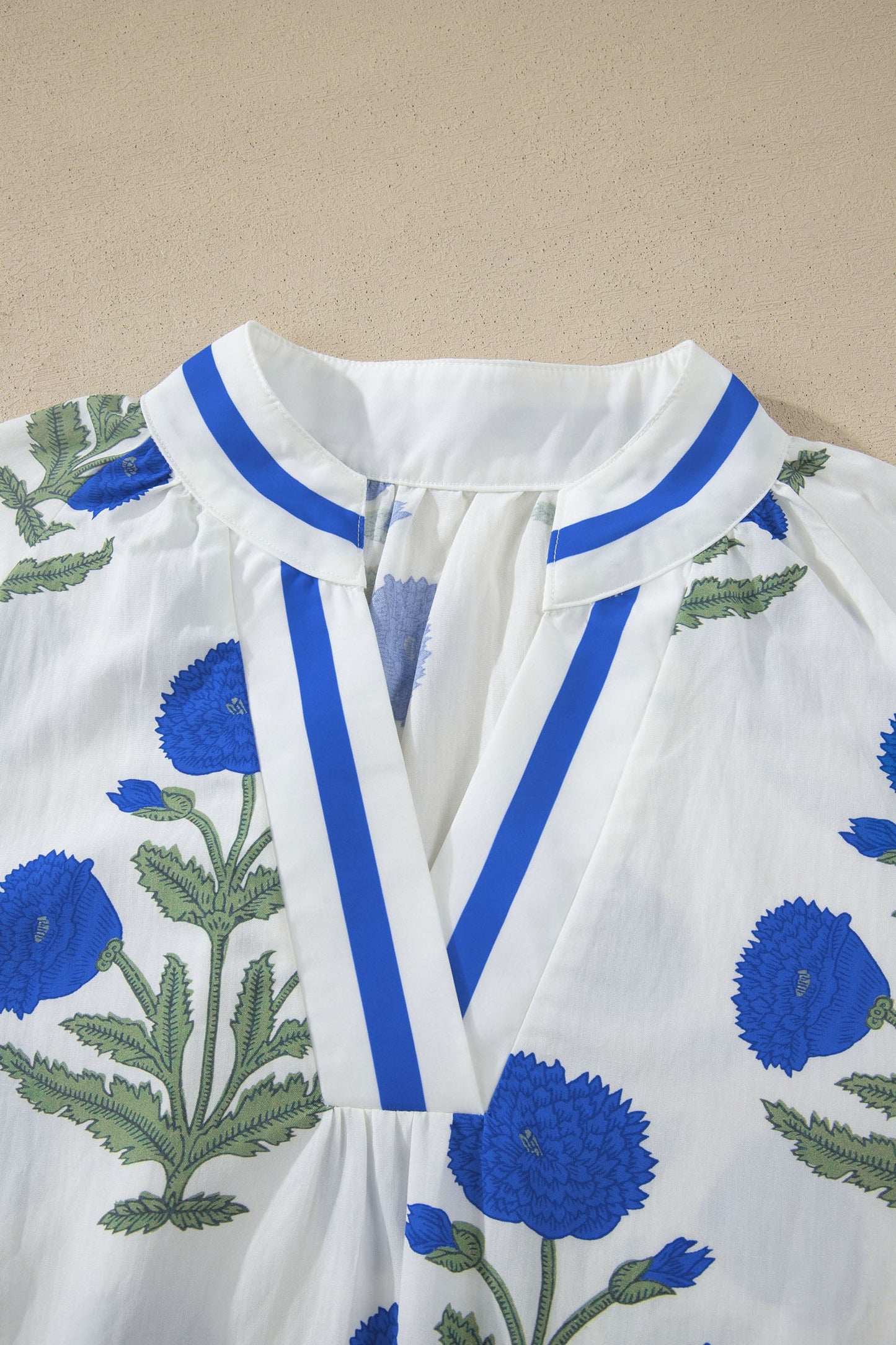 Flower Contrast V-Neck 3/4 Sleeve Blouse