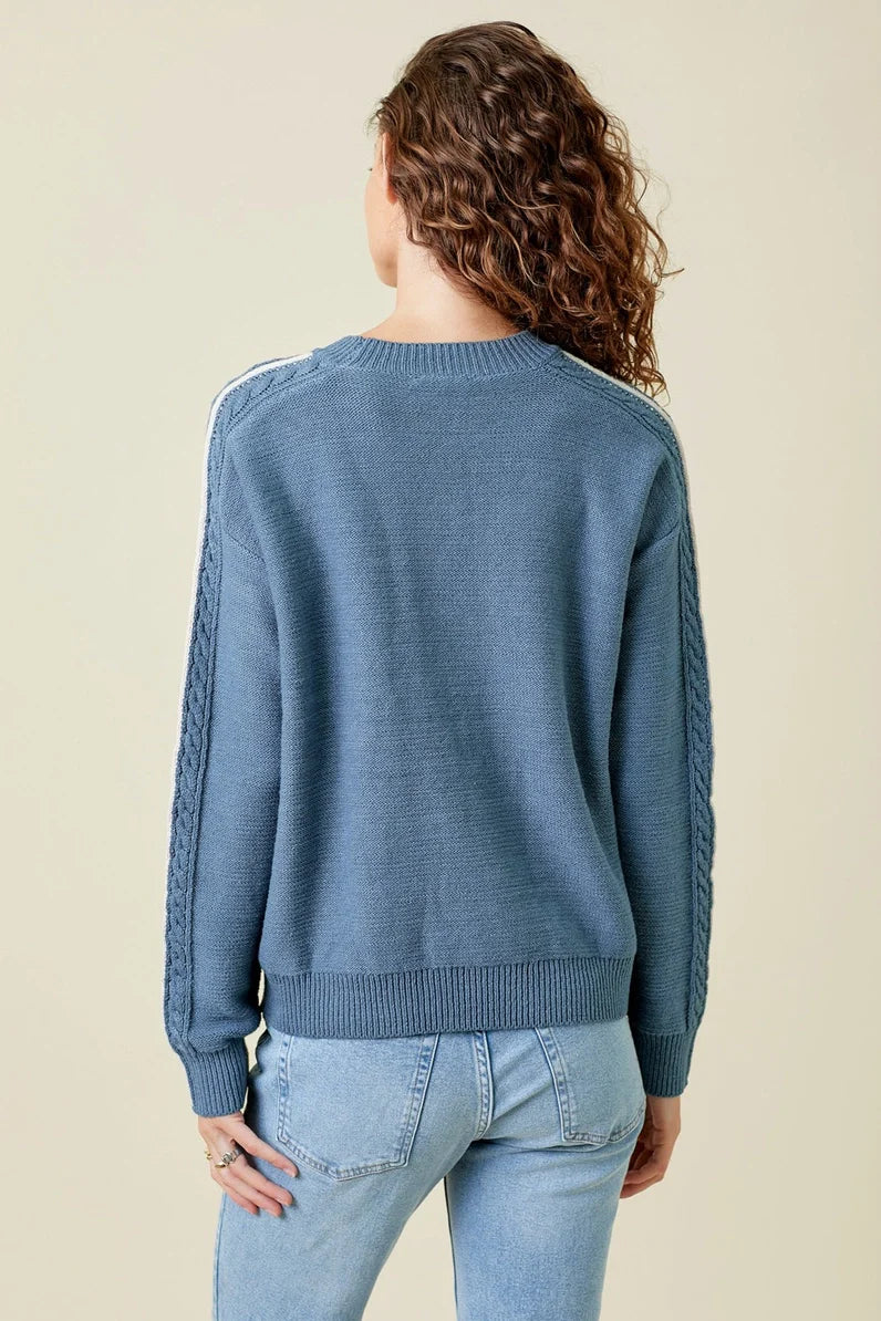 FINAL SALE-Piping Sleeve Cable Sweater