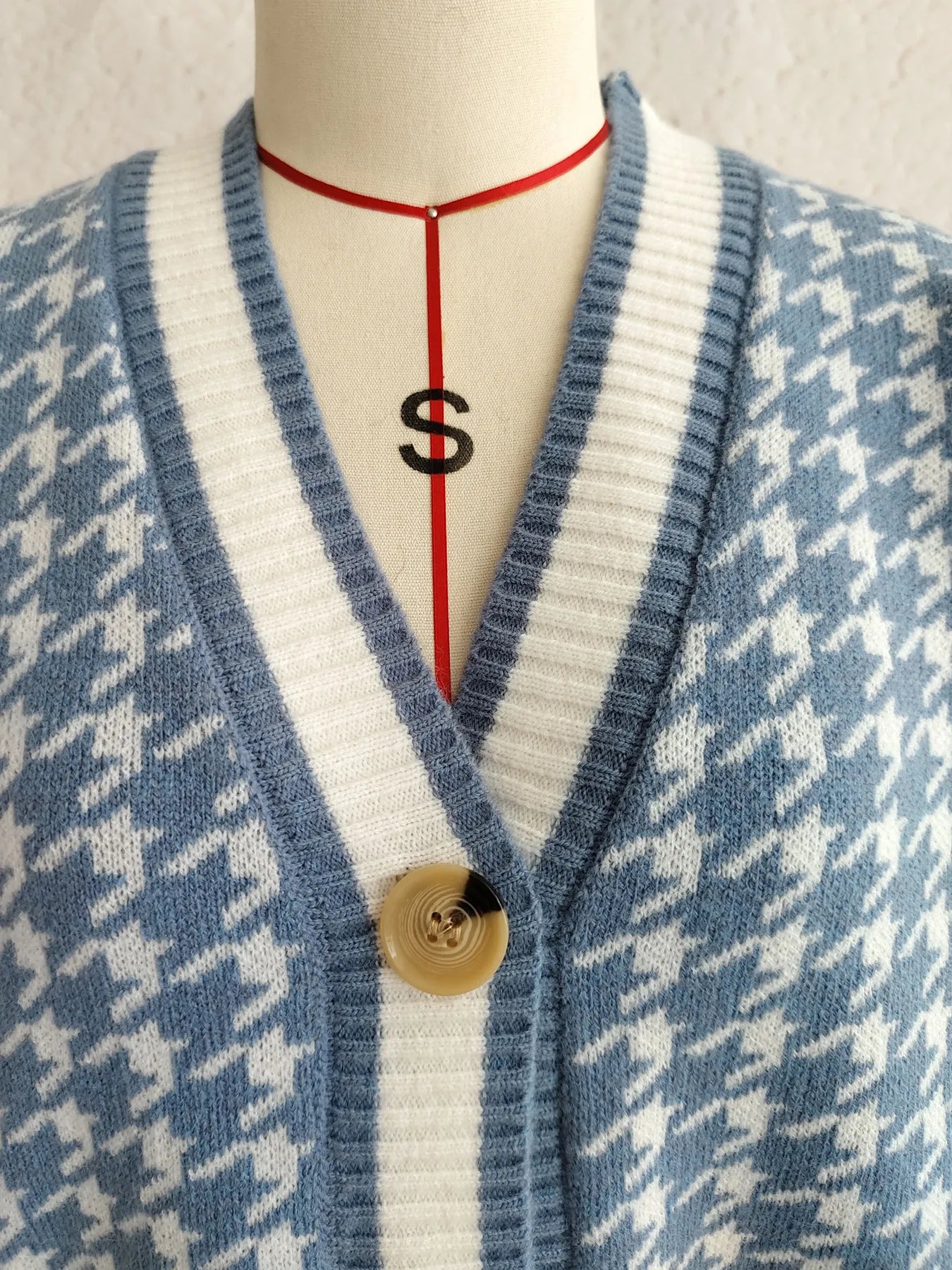 Women Houndstooth Pattern V-Neck Button-Up Cardigan Sweater