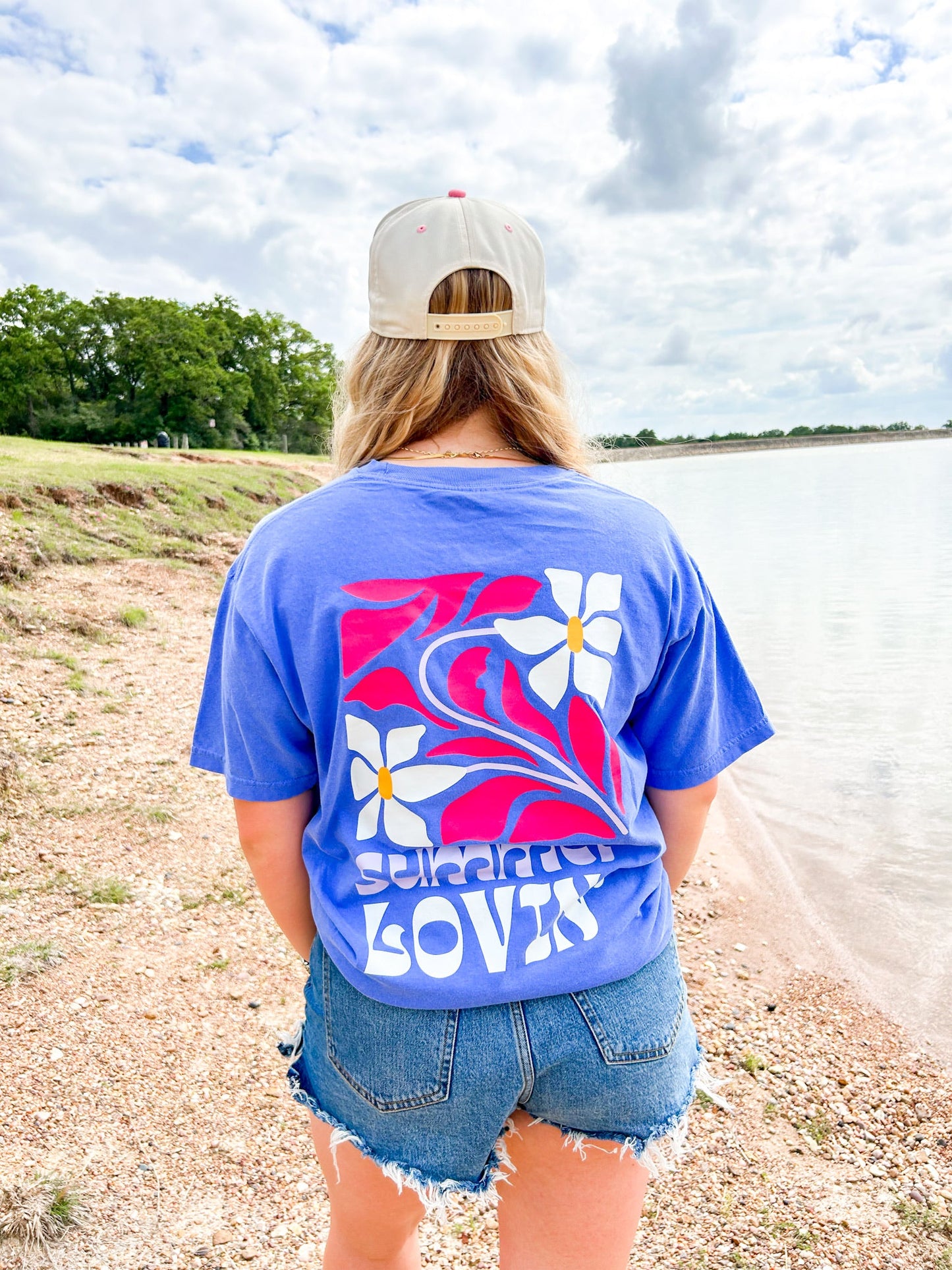 SUMMER LOVIN' TEE