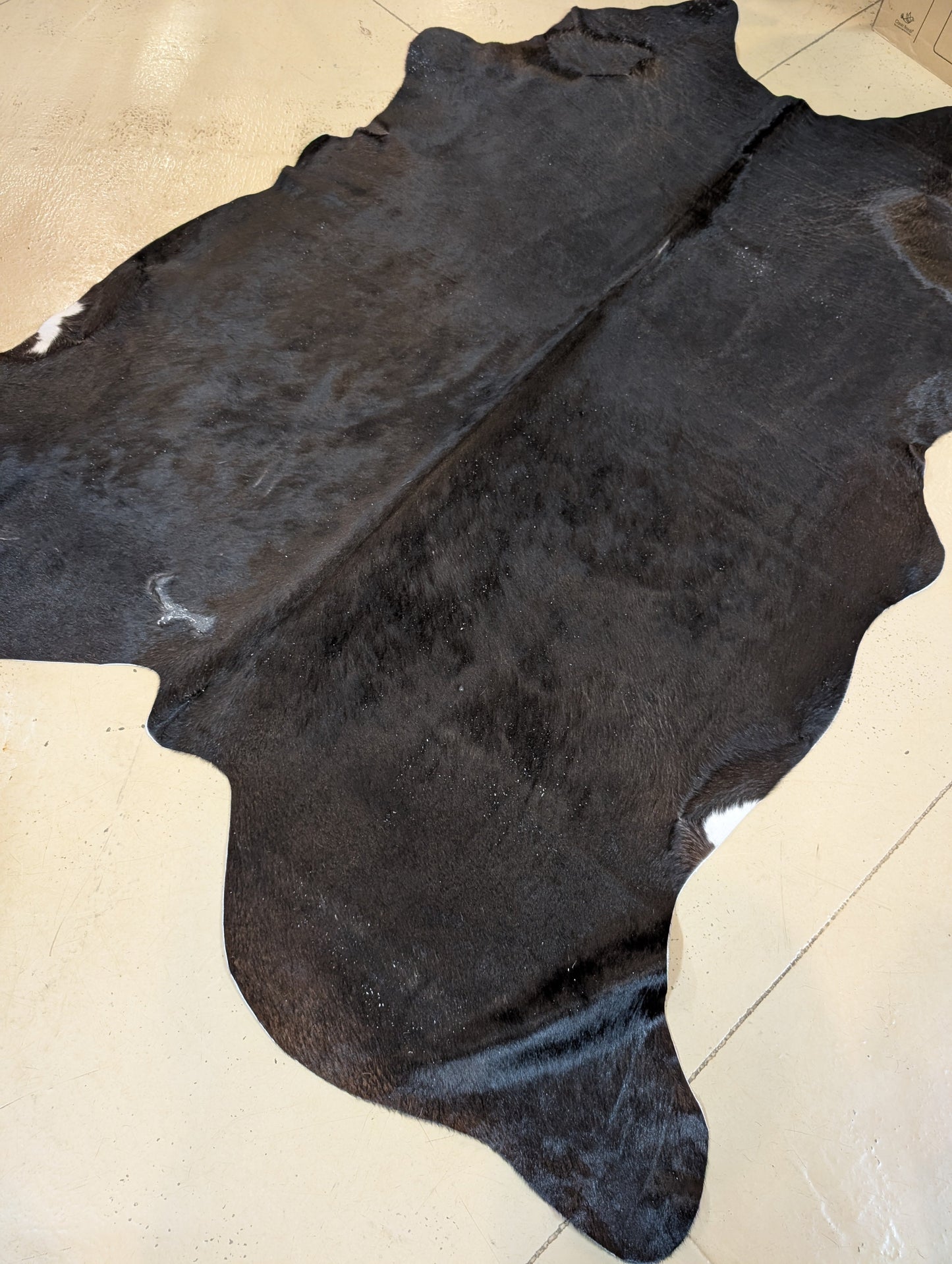 #2 Grade Full-Size Cowhides – Perfect for Crafts, DIY, & Western Projects