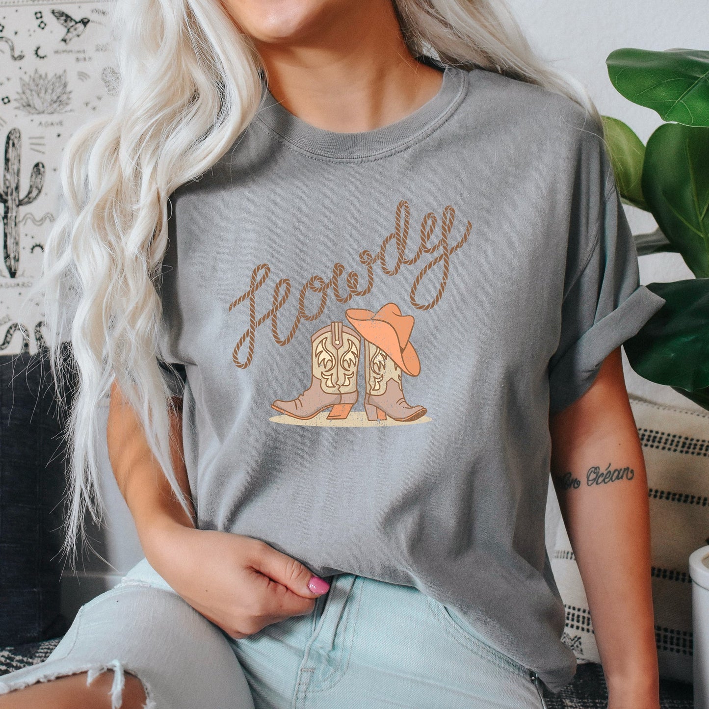 Howdy, Cowboy Boots, Western, Country, Cowgirl, Tshirt Comfort Colors T-Shirt