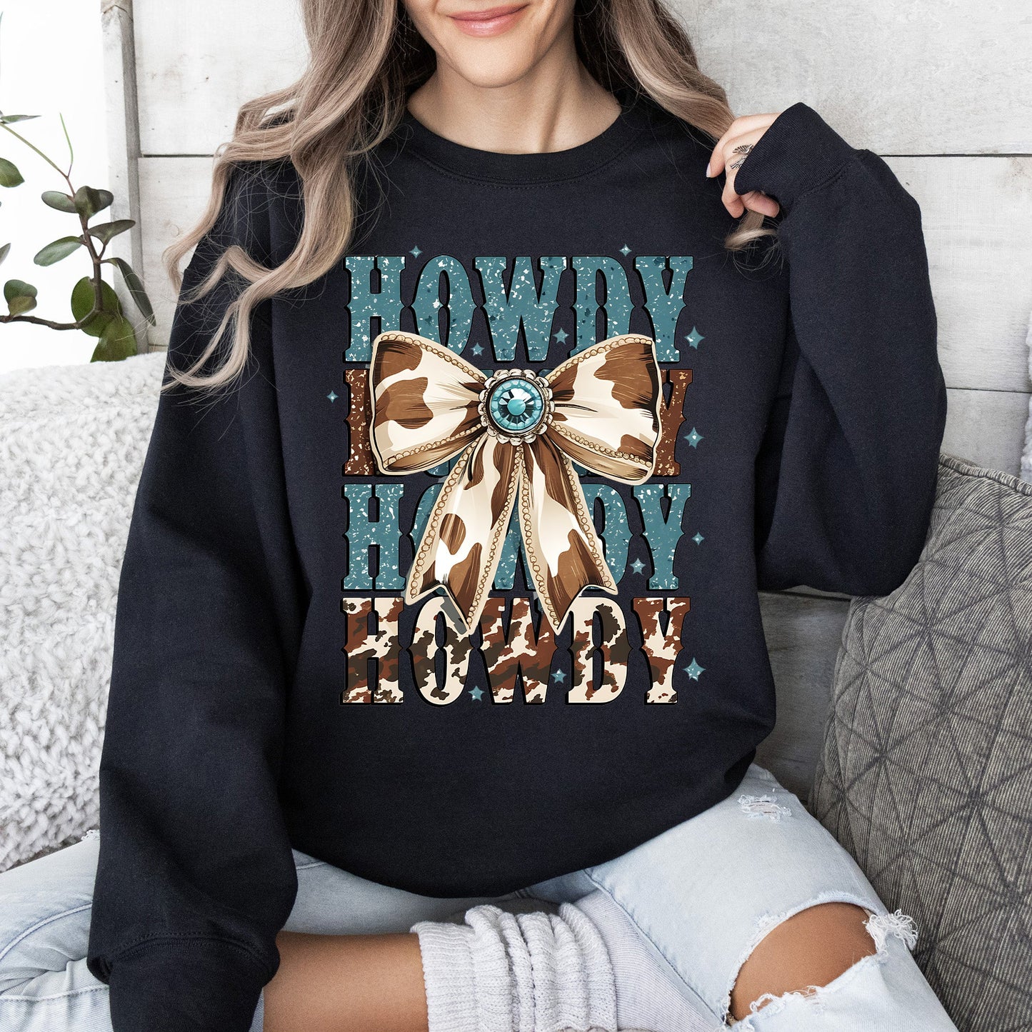 Howdy, Western, Cow Print, Cowboy, Cowgirl, Country Sweatshirt
