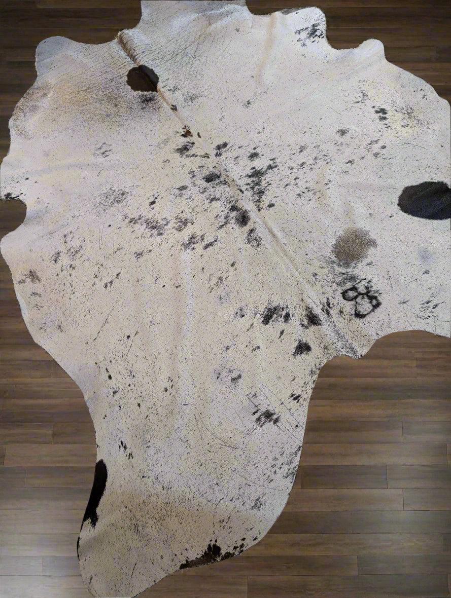 “Jazmine” Full Cowhide – Black & White (Salt & Pepper)
