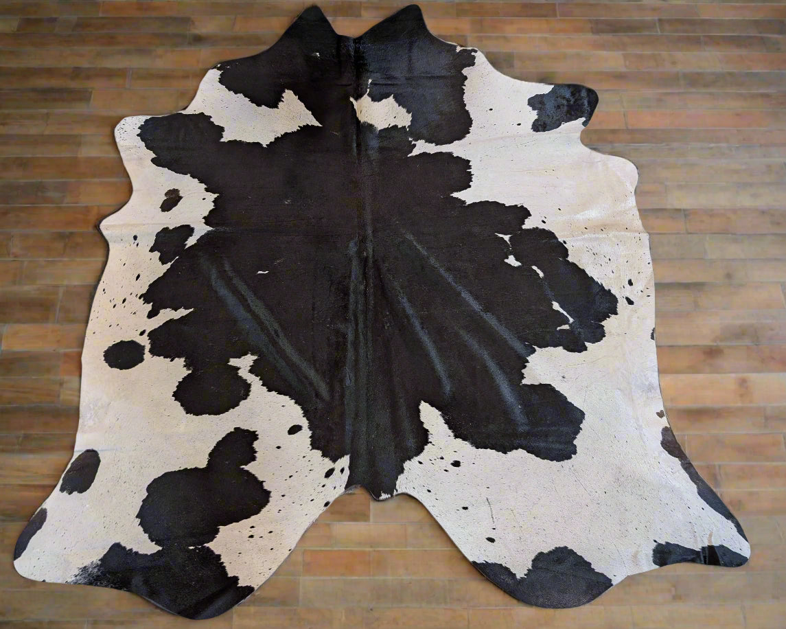 "Kenzi" Full Cowhide