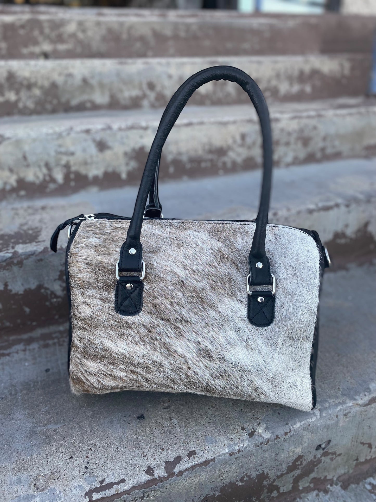 Black Leather Speedy Cowhide Bag/Crossbody