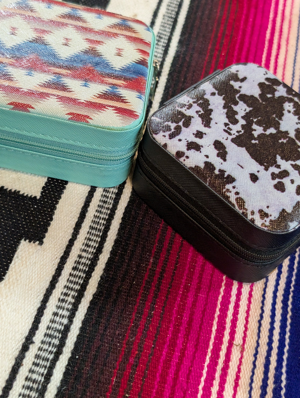 Western Style Mini Jewelry Box – Portable Travel Case (Limited Stock!)