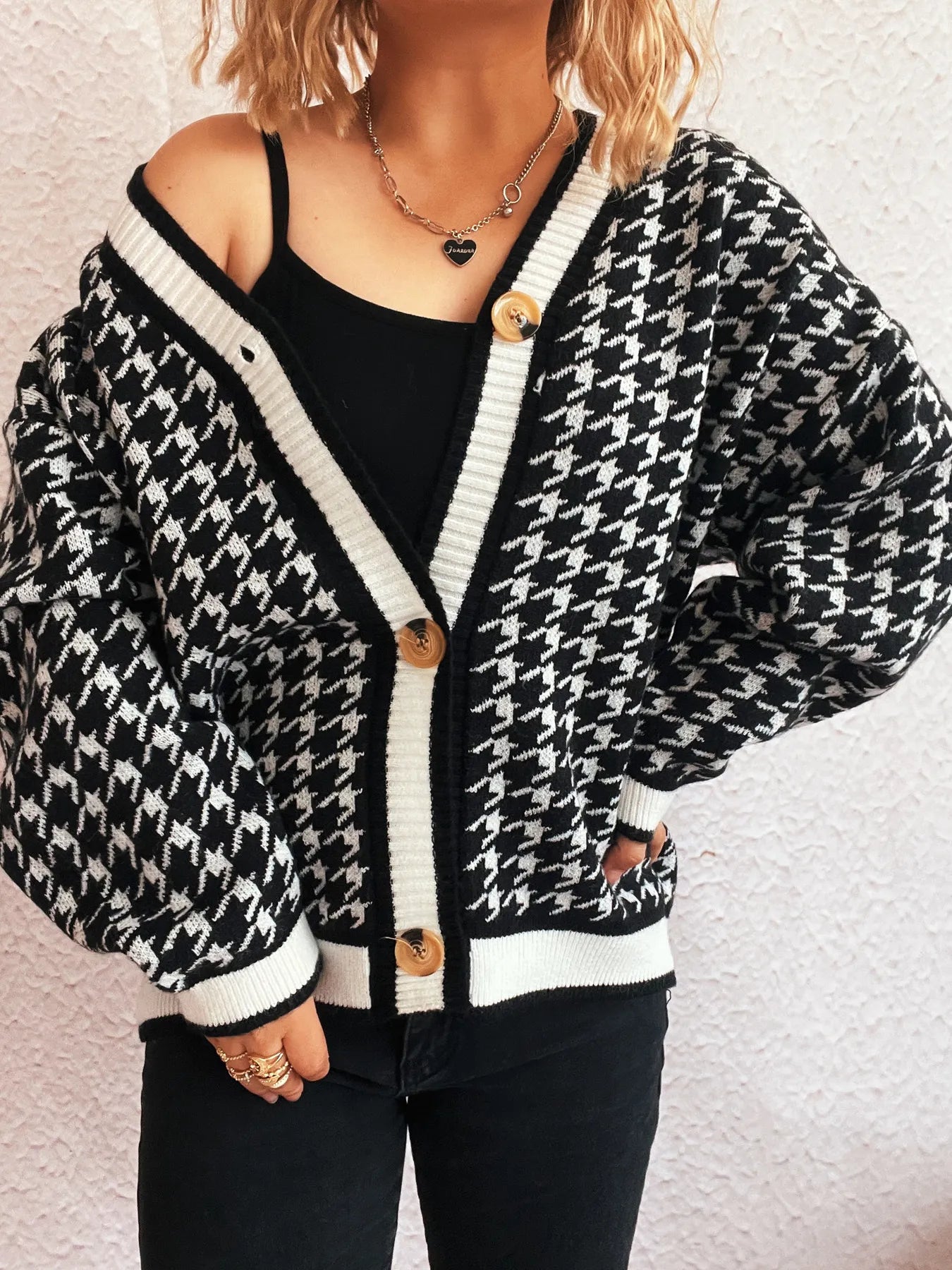 Women Houndstooth Pattern V-Neck Button-Up Cardigan Sweater