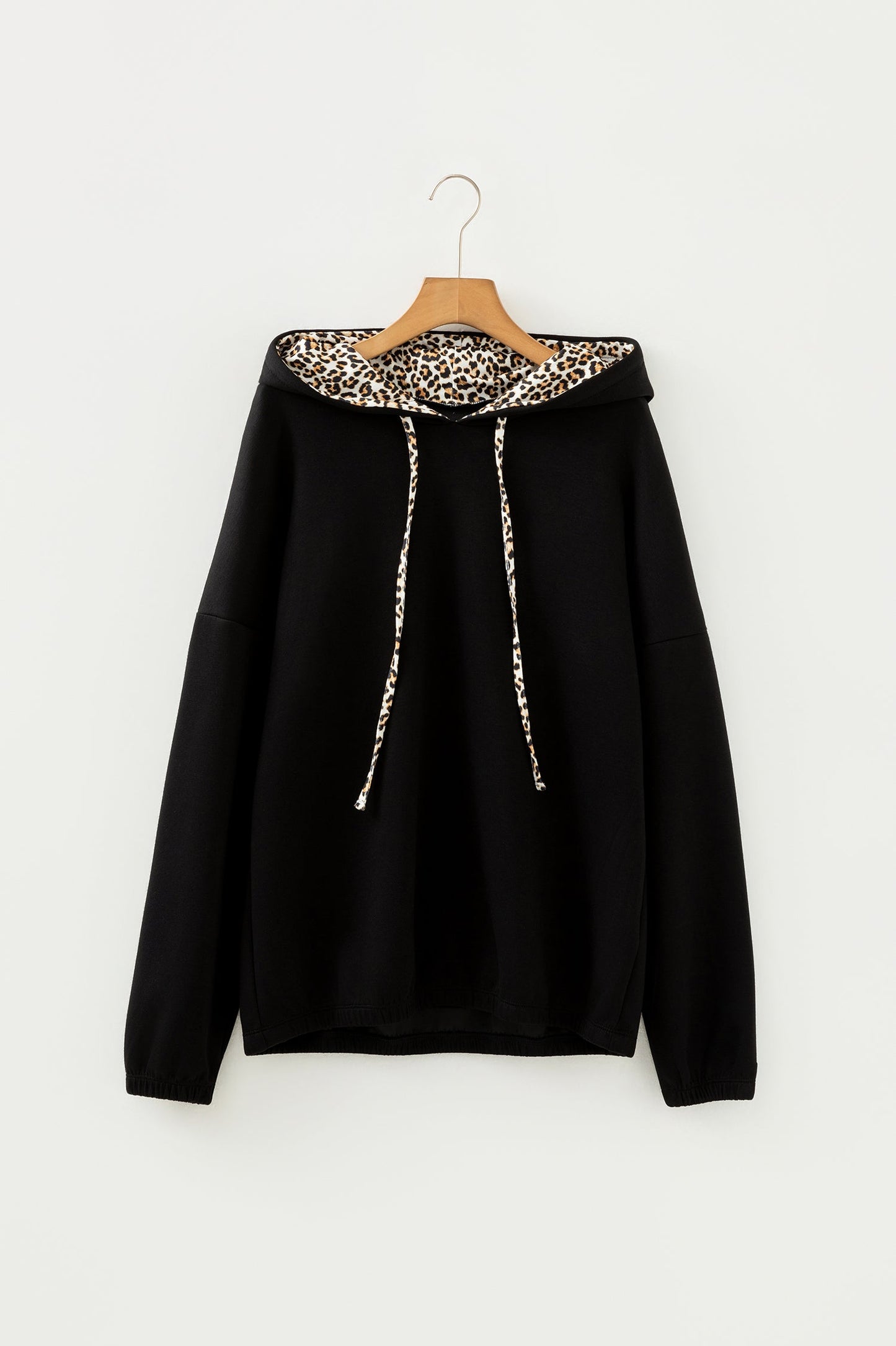 Leopard Contrast Drawstring Hood Drop Shoulder Top