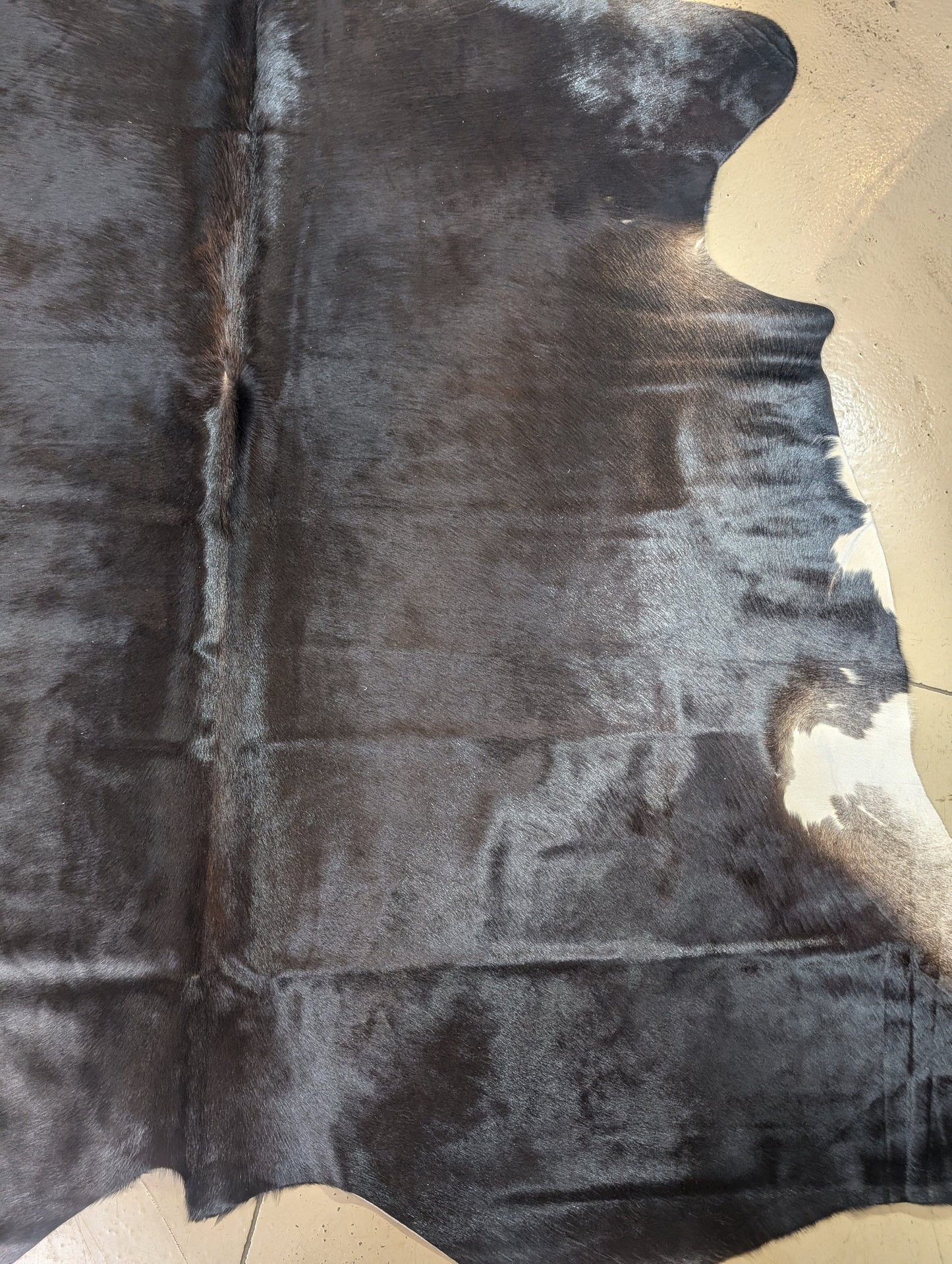 "Nakita" Full Cowhide