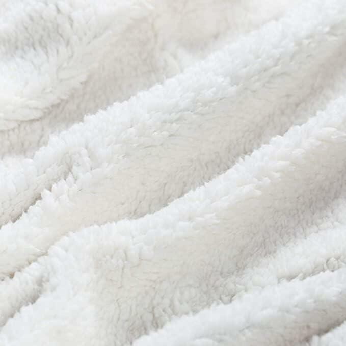 VIRAH BELLA Quilted Sherpa Throw Blanket 50" x 60" Farm Life - Red & Black Plaid Lightweight Throw Quilt Great for Loungers & Extra Bedding - Beautiful Lodge-Themed Blanket