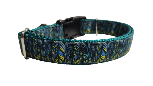 Green Feathers Pattern Nylon Dog Collar